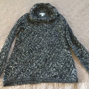 Winter maternity sweater